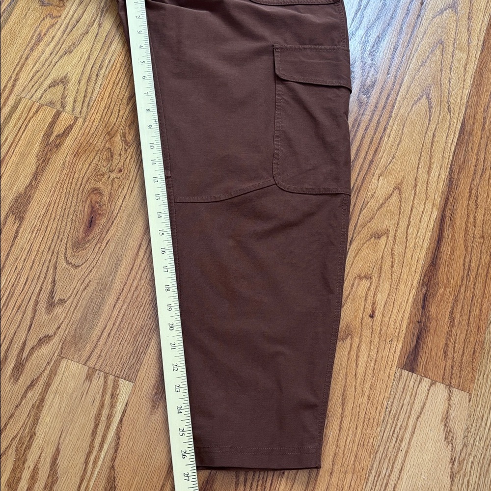 Lululemon Utilitech Cargo Pocket High Rise Crop Pants‎ Brown EUC Size 28 - Picture 7 of 7